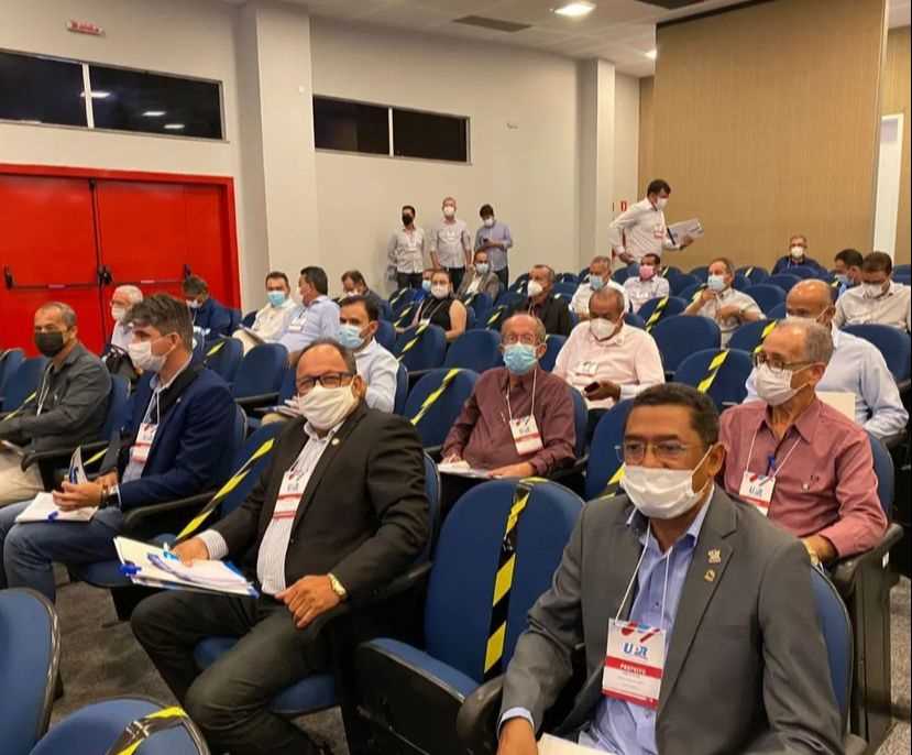 Camacã: Prefeito Paulo do Gás participa de reunião da UPB em Salvador e audiências com Secretarias e Deputado. 
